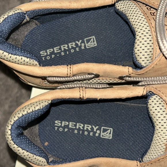 Sperry - Picture 3 of 4